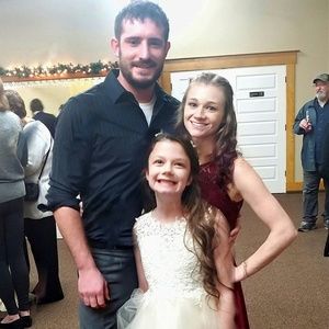 Meet your Posher, Tayler